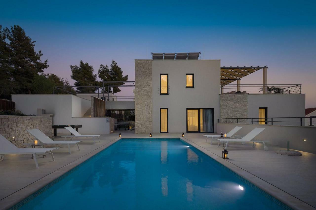 Luxury Villa Lucice View Milna  Exterior foto