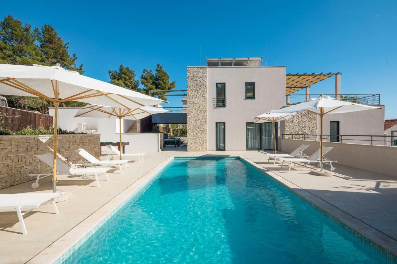 Luxury Villa Lucice View Milna  Exterior foto